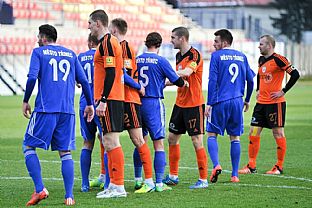 Pred �tandardnou situ�ciou |  autor: Rudolf Ma�kurica