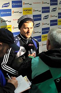 Milo Lan odpoved na otzky redaktora RTVS. |  autor: Rudolf Makurica