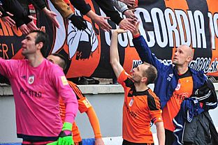 akovaka po zpase: Darko Tofiloski, tefan Zok a Martin Jakubko |  autor: Rudolf Makurica