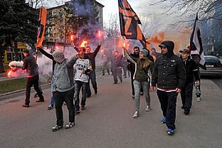 Pochod fanklubu Concordia 1906 pred zpasom |  autor: Rudolf Makurica