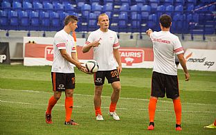 Luk Ondrek, Pavol Masaryk a Gagik Daghbashyan poas predzpasovho trningu.  |  autor: J. Malik