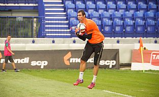 Darko Tofiloski trnuje pred zpasom. |  autor: J. Malik