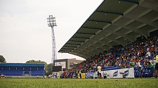 Hlavn tribna popradskho tadina. |  autor: J. Malik