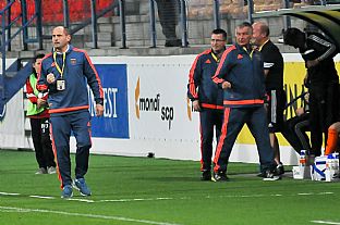 Ruombersk realizan tm po gle - hlavn trner Ladislav Pecko, masr Juraj Hervartovsk, lekr MUDr. Tibor Letko a vedci mustva Peter Adamiak. |  autor: Rudolf Makurica