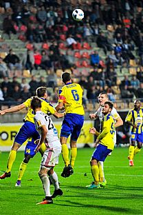 Martin Chrien a Jn Maslo v pokutovom zem Dunajskej Stredy. |  autor: Rudolf Makurica