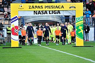 Nstup hrov na Zpas mesiaca. |  autor: Rudolf Makurica