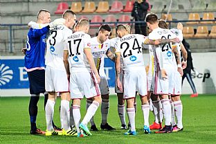 Pred zpasom |  autor: Rudolf Makurica