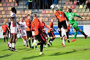 Milo� La�n� v s�boji s Igorom �emrincom. |  autor: Rudolf Ma�kurica