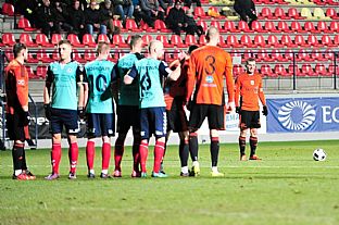 Tom ubek zahrva priamy kop. |  autor: Rudolf Makurica