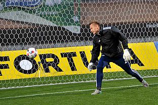 Polasov akcia pre fanikov, ubo Hajdch chyt jedenstky. |  autor: Rudolf Makurica