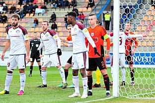 Pablo Joaquin Podio, Patrik Vajda, Peter Maslo, Endy Opoku Bernadina, Dominik Kruliak, Mat Tura a Jozef Menich. |  autor: Rudolf Makurica