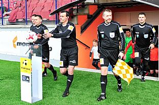 Nstup na zpas |  autor: Rudolf Makurica