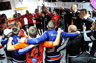 Oslava vazstva |  autor: Rudolf Makurica