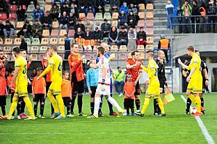 Pred zpasom |  autor: Rudolf Makurica