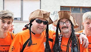 Ruombersk fanikovia v Trnave |  autor: Rudolf Makurica