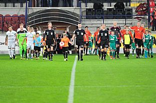 Nstup hrov na zpas. |  autor: Rudolf Makurica