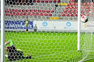 Gl Nermina Haskia na 1:0. |  autor: Rudolf Makurica