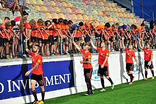 �akova�ka po z�pase - Erik Daniel, Marek Sapara, Peter Maslo, Peter Gal Andrezly a Dominik Kunca. |  autor: Rudolf Ma�kurica