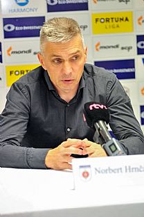 Norbert Hrn��r |  autor: Rudolf Ma�kurica
