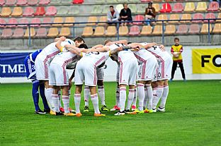 Domci hri pred zpasom. |  autor: Rudolf Makurica