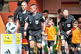 Nstup na zpas |  autor: Rudolf Makurica