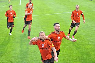 Zinedin Mustedanagi�, Kristi Qose, Peter Gal Andrezly, Yani Urdinov a Dominik Kru�liak. |  autor: Rudolf Ma�kurica