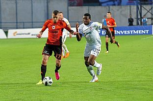 Rastislav Kruliak a Bankole Olawale Adekuoroye |  autor: Rudolf Makurica