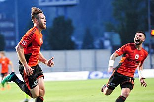 Ismar Tandir a Yani Urdinov po gle. |  autor: Rudolf Makurica