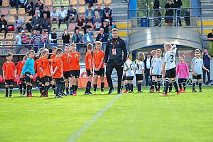 Rbert Hazucha s mldenkmi |  autor: Rudolf Makurica