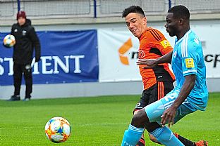 Tihomir Kostadinov a Mitch Apau |  autor: Rudolf Makurica