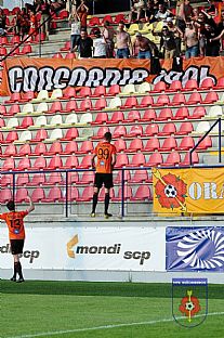 Matej Madle��k, Ladislav Alm�si a fanklub Concordia 1906 |  autor: Rudolf Ma�kurica