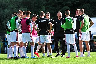 Marek Sapara a Tom Bartko s hrmi pred zpasom |  autor: Rudolf Makurica