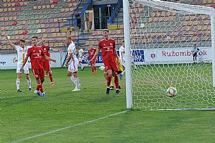 Matej Madlek, Ondej Novotn, Adam Brenkus a Kristi Qose. |  autor: Rudolf Makurica