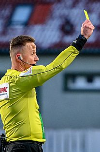 Hlavn rozhodca Pavel Ochotnick |  autor: Rudolf Makurica