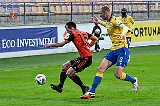 tefan Gerec, Danylo Beskorovainyi a Didier Lamkel Z. |  autor: Rudolf Makurica