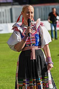 Vyst�penie folkl�rneho s�boru |  autor: Rudolf Ma�kurica