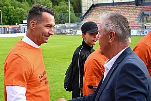 Odovzd�vanie medail� |  autor: Rudolf Ma�kurica