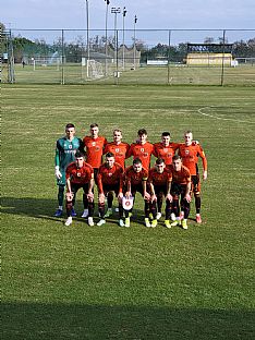 Horn rad: Tom Frhwald, Jakub Luka, Luk Fabi, Matej Madlek, Martin Regly a Tom Bobek. Spodn rad: Alexander Moji, Kristf Domonkos, Matej Kochan, Oliver Lutern a Martin Rymarenko. |  autor: Matej avol
