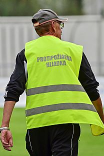 Pred zpasom |  autor: Rudolf Makurica