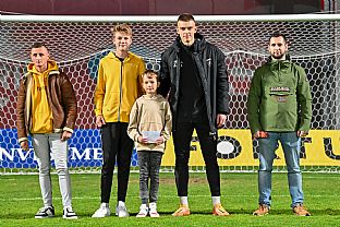 Tom Frhwald s astnkmi polasovej sae. |  autor: Rudolf Makurica