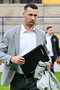 Peter Struh�r |  autor: Rudolf Ma�kurica