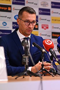 Peter Struhr |  autor: Rudolf Makurica