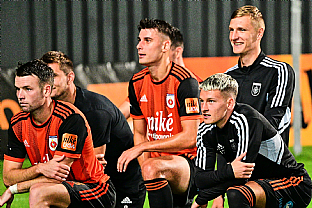 Oliver Luter�n, Martin Chrien, Martin Bo�a, Adam Tu�n� a Jakub Luka. |  autor: Rudolf Ma�kurica