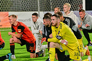 Mari�n Chobot, Kevin �vehla, Timotej M�dry, Marek Her�ut, Ivan Kraj��rik, Tom� Bob�ek a �ubo� Hajd�ch. |  autor: Rudolf Ma�kurica