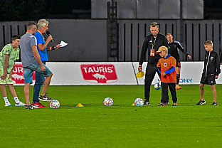 Sa |  autor: Rudolf Makurica