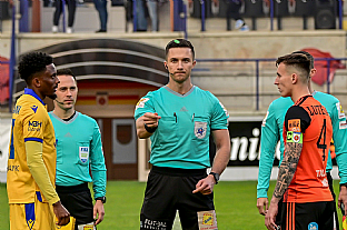 Yhoan Andzouna a Oliver Lutern |  autor: Jn Kme