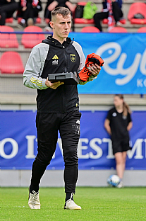 Oliver Lutern |  autor: Rudolf Makurica