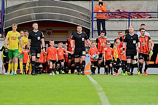 Nstup na zpas |  autor: Rudolf Makurica