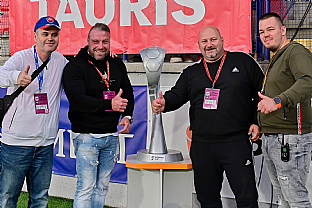 Pohr je n |  autor: Rudolf Makurica