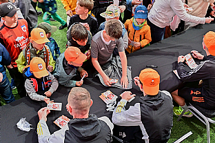 Autogramida |  autor: Rudolf Makurica